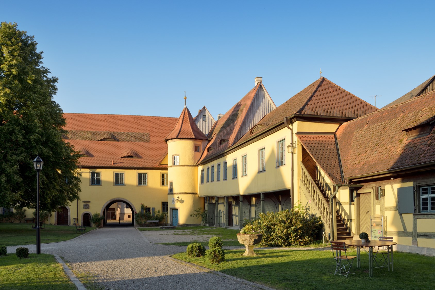 Schloss Adelsdorf - Impressionen